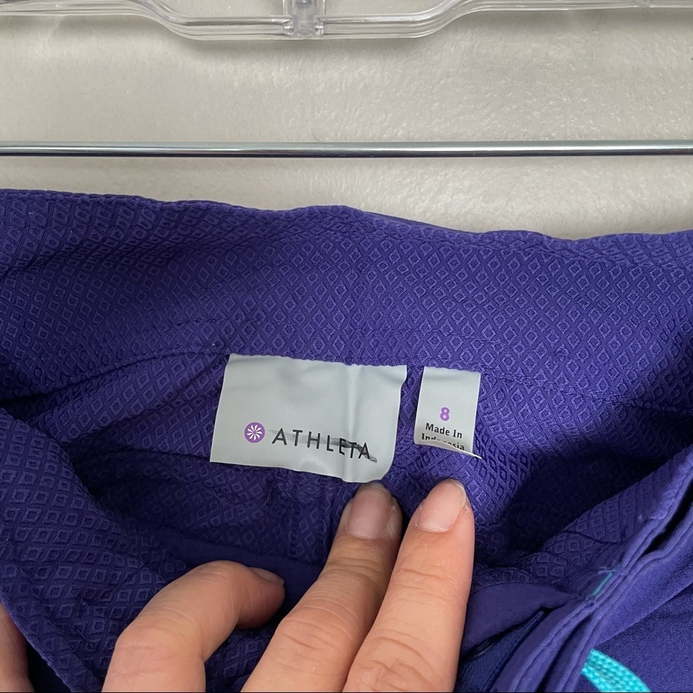 Athleta Clearwater shorts - Picture 6 of 7